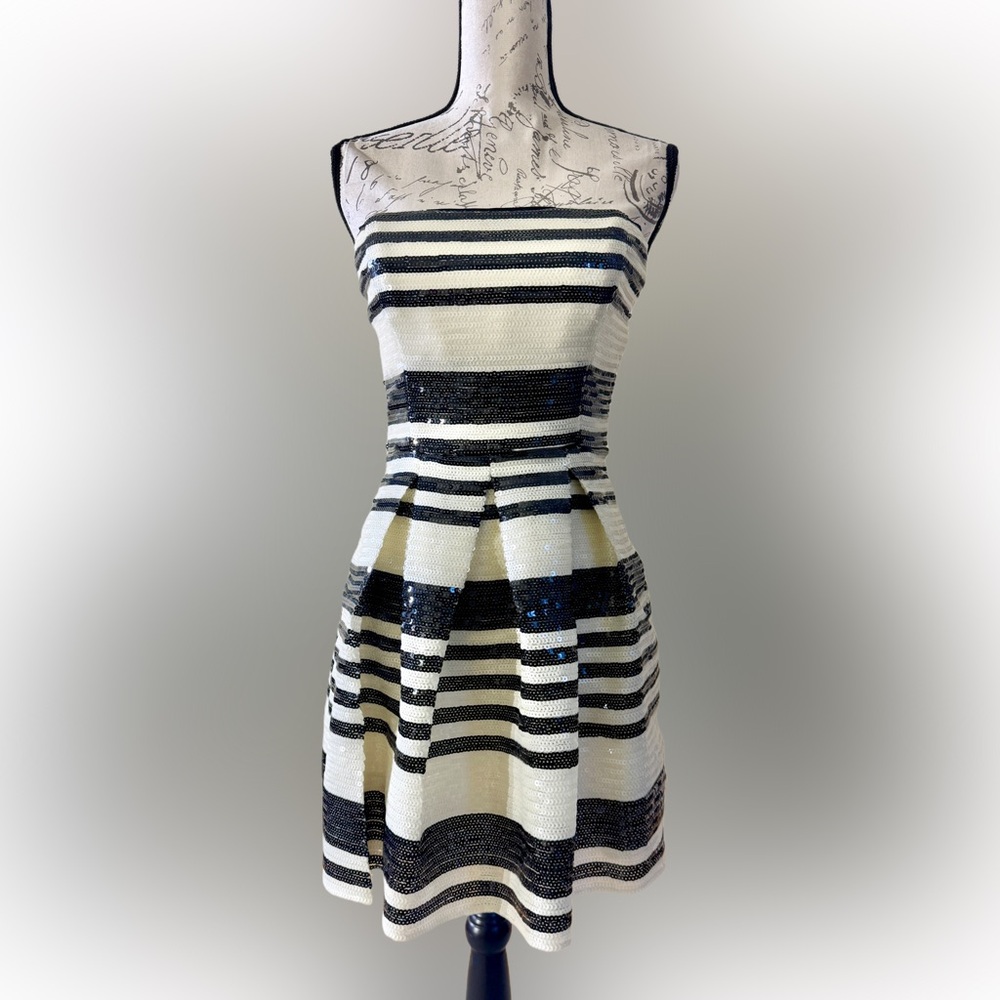 Bebe Strapless Sequin Mini Striped Black and White Dress Size 6
